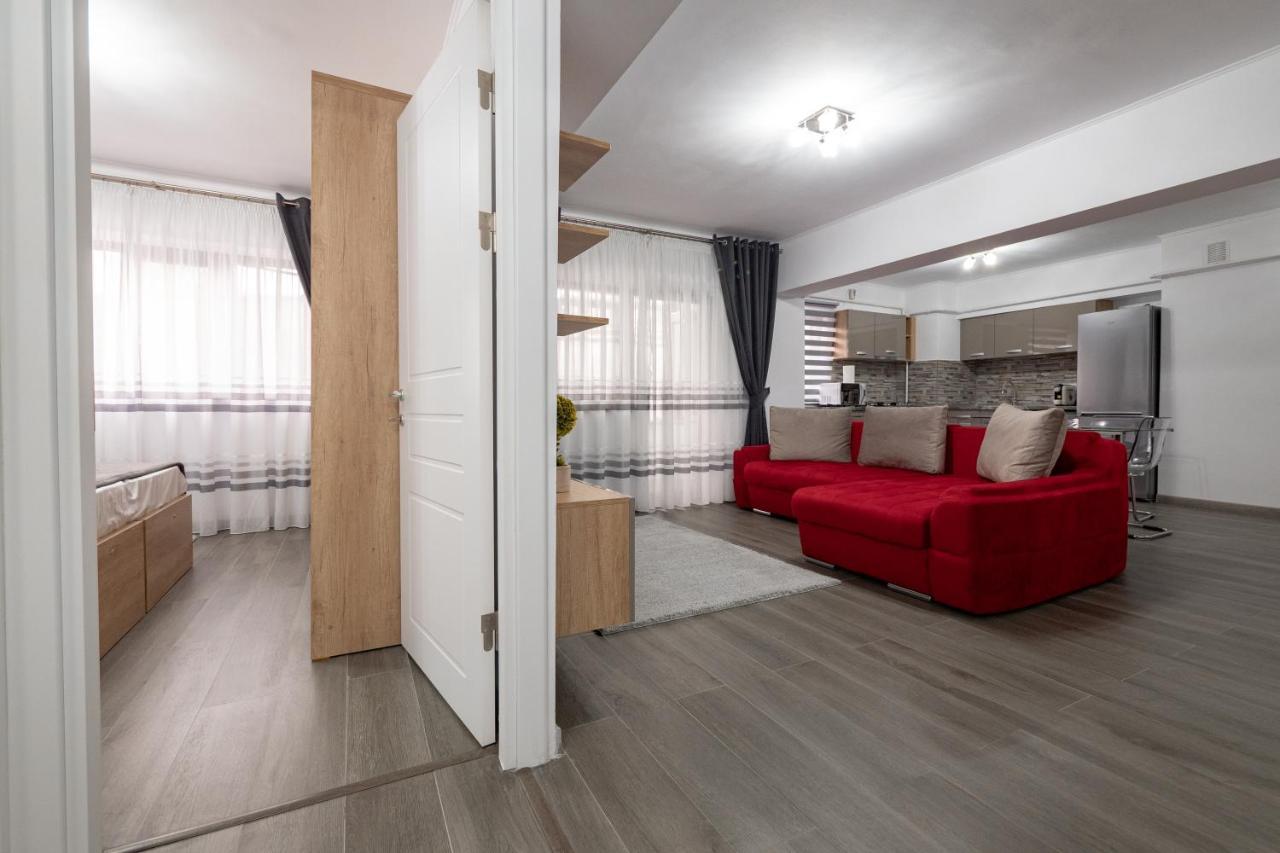 Luxury Ultracentral Piteşti Exterior foto